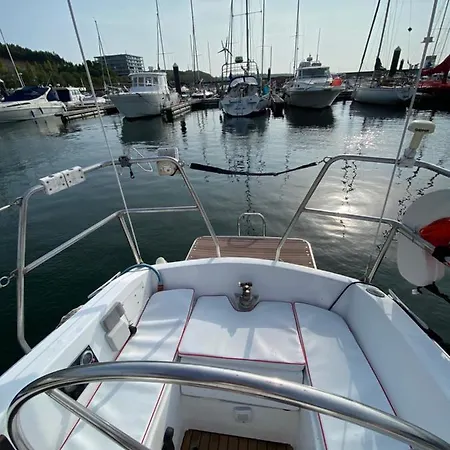 Private Sailing Boat Heart Of City *
