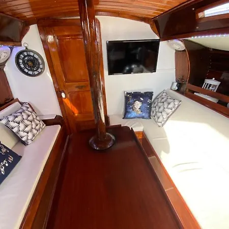 Private Sailing Boat Heart Of City